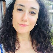 Diplomata di tecnico turistico faccio lezioni per bambini delle elementari e delle medie